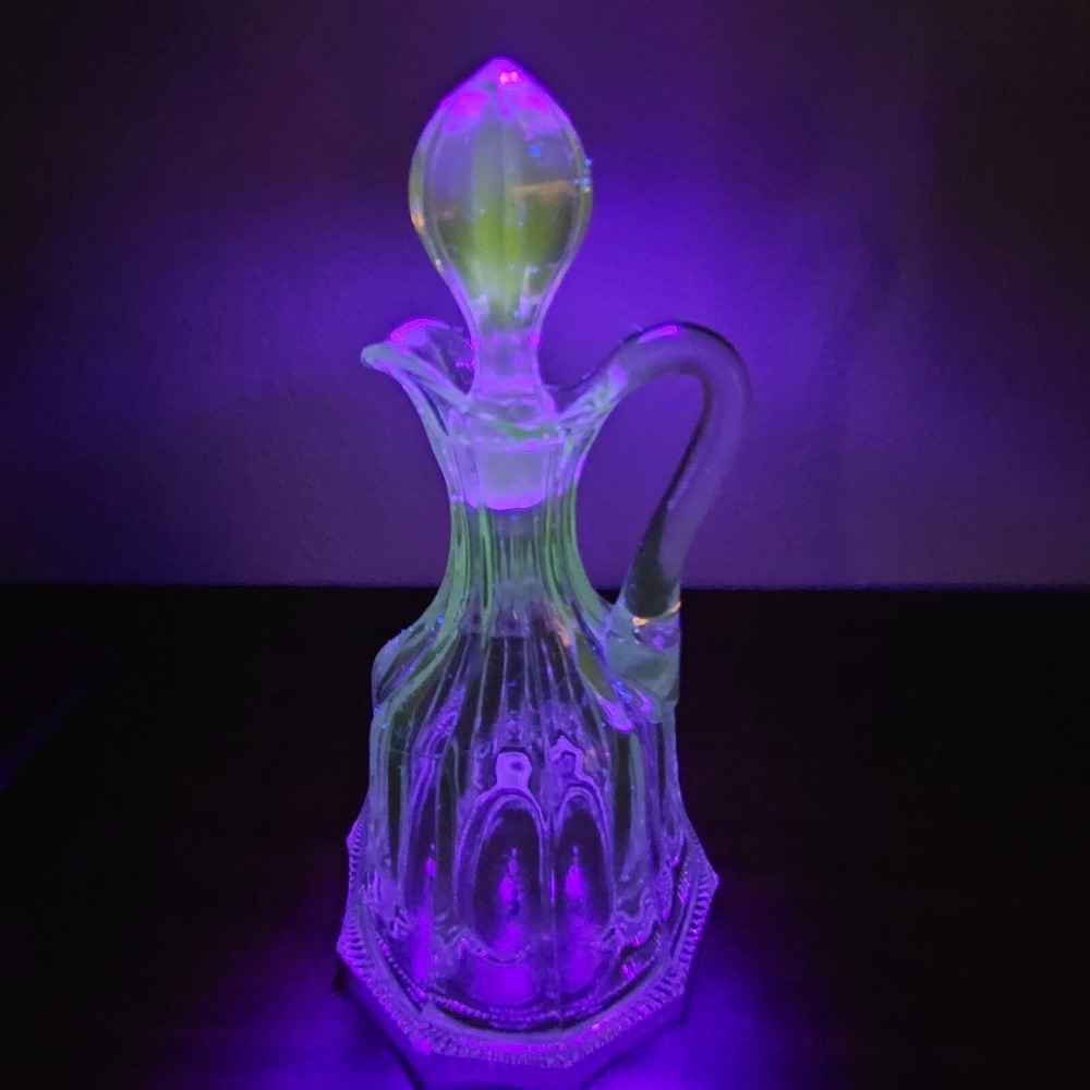 Antique EAPG Clear Glass Cruet 10 Panes Decagonal Base UV Glow 1890s-1920s